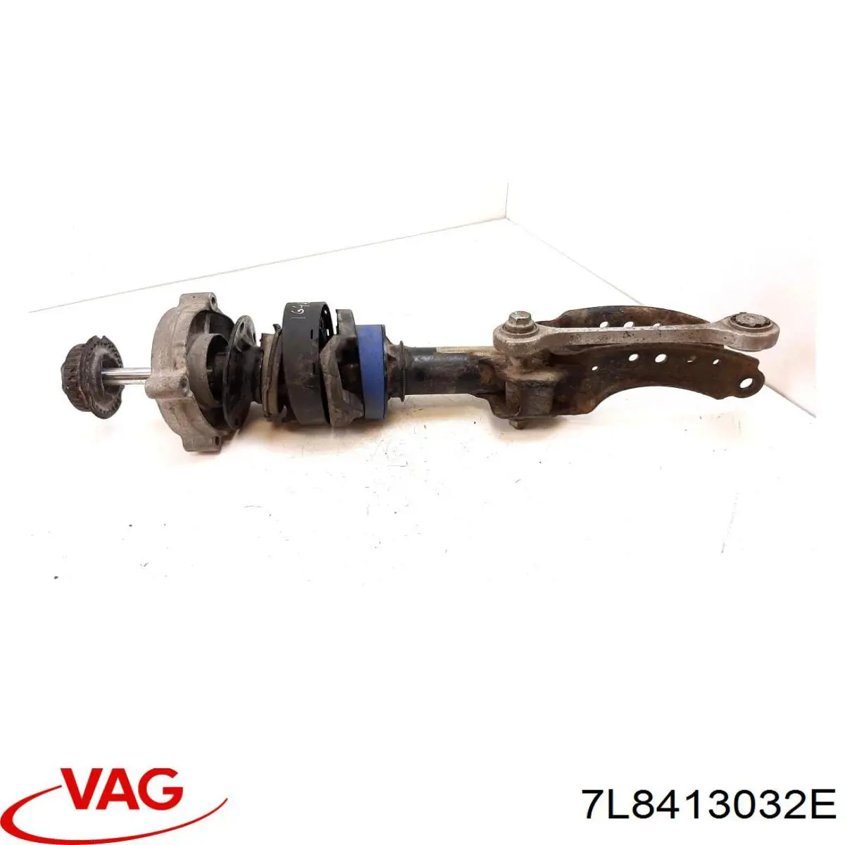 Do koszyka 7L8413032E VAG Amortyzator przedni prawy
