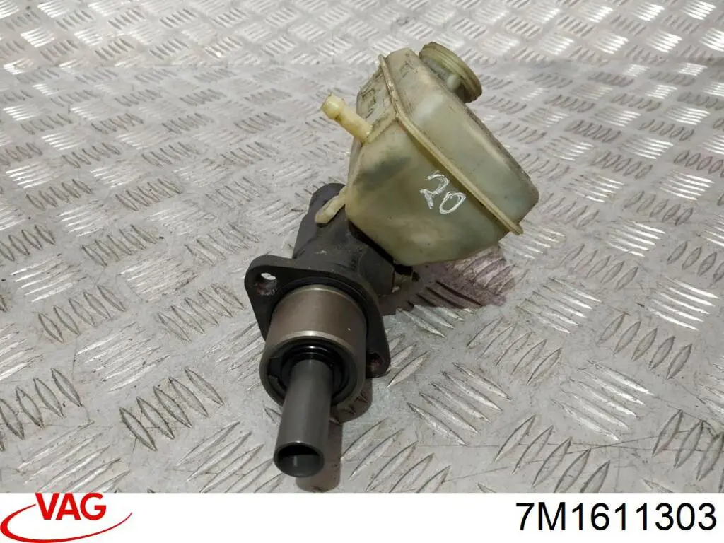 Do koszyka Zbiorniczek głównego cylindra hamulcowego (płynu hamulcowego) Volkswagen Sharan I 7M8, 7M9, 7M6