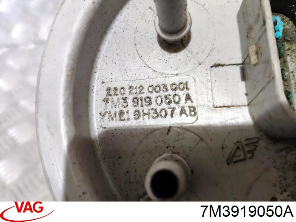 Moduł pompy paliwowej z czujnikiem poziomu paliwa 7M3919050A VAG