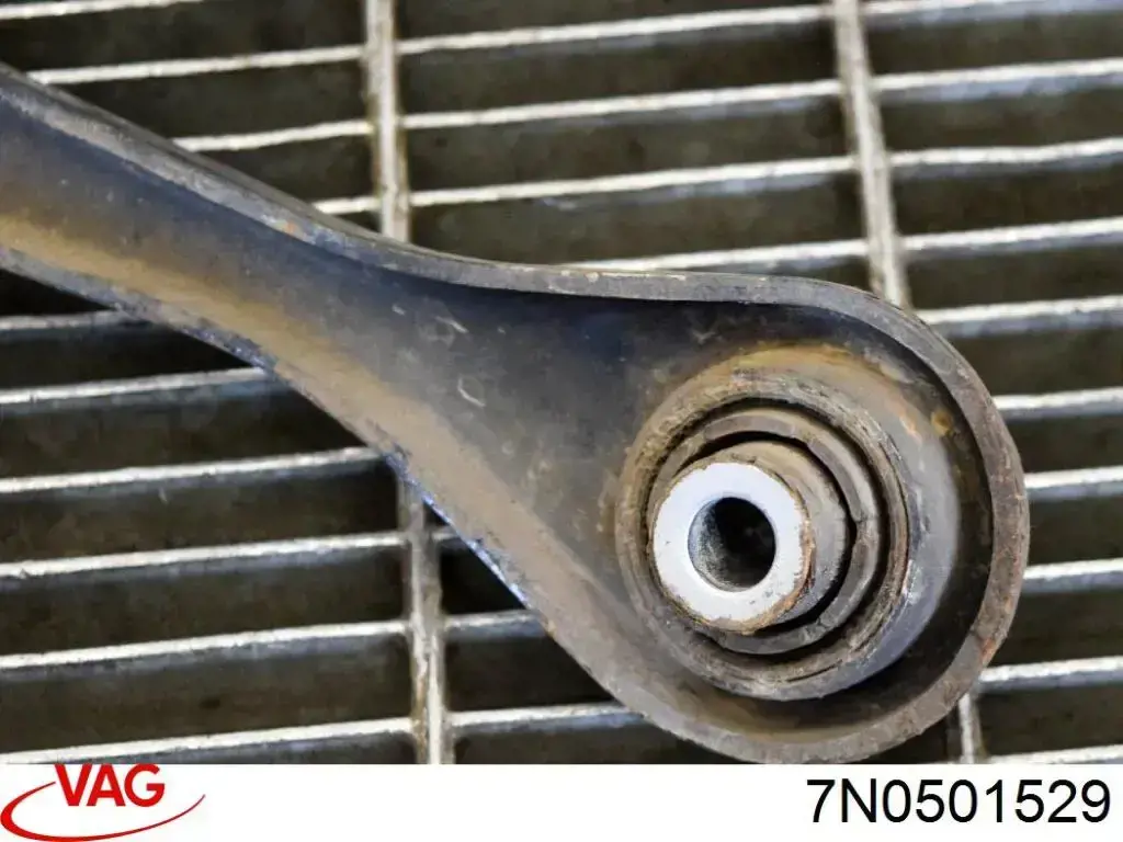 Do koszyka 7N0501529 VAG Drążek poprzeczny zawieszenia tylnego