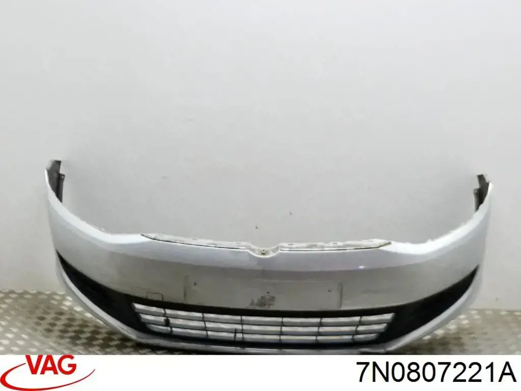7N0807221A VAG Zderzak przedni