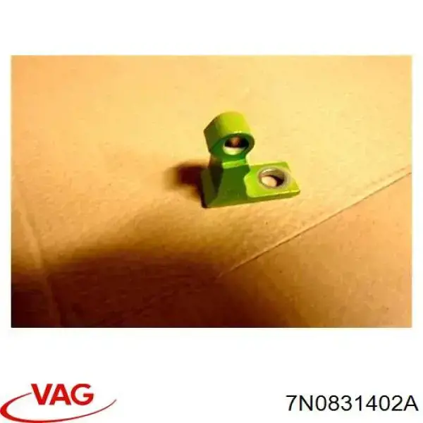 Zawias drzwi przednich prawych VAG 7N0831402A cena, od 37,33 USD