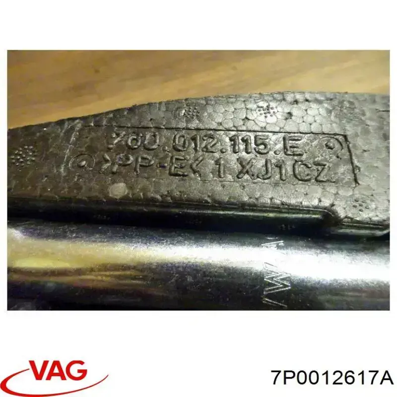 Sprężarka do pompowania opon VAG 7P0012617A cena, od 95,34 USD
