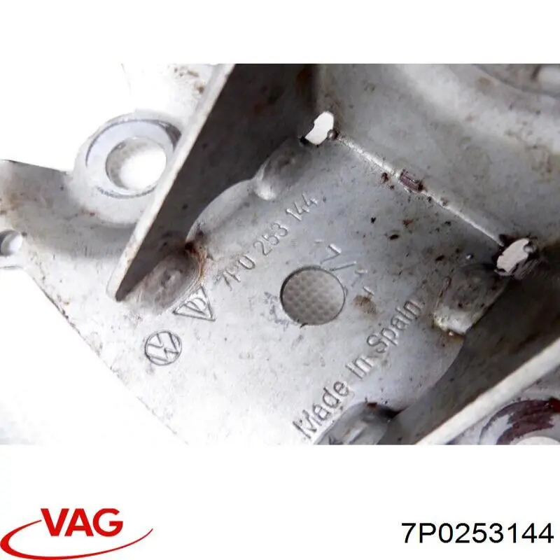 7P0253144 VAG Poduszka mocowania tłumika