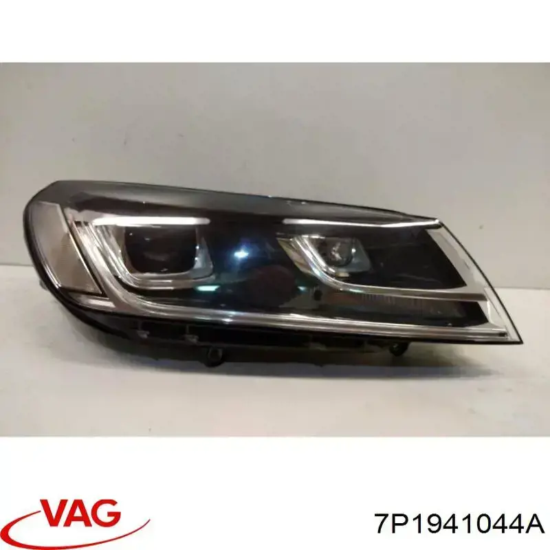 7P1941044A VAG Reflektor prawy