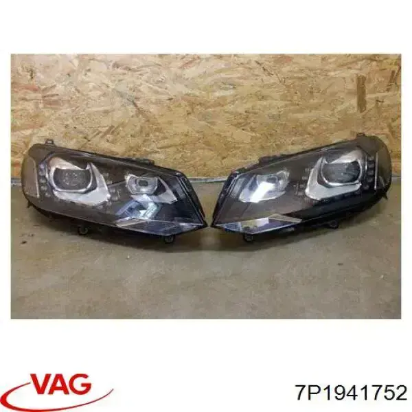 7P1941752 VAG Reflektor prawy