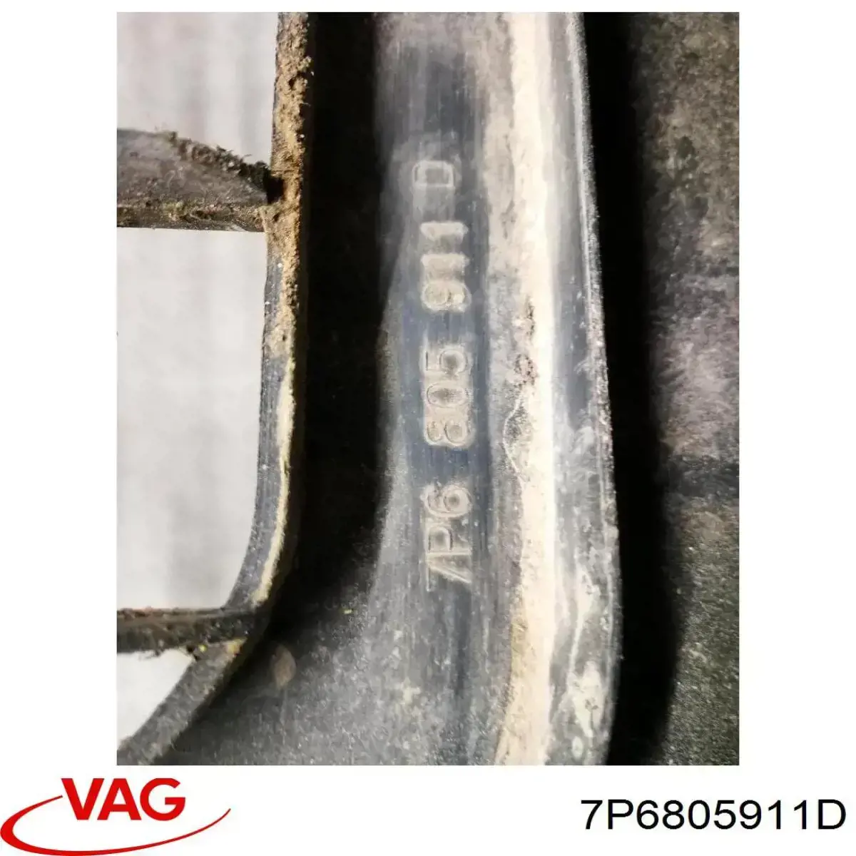 Nadkole błotnika przedniego lewe przednie VAG 7P6805911D cena, od 37,97 USD