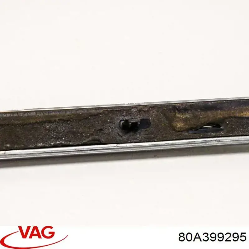 Wspornik przedniej belki VAG 80A399295 cena, od 125,99 USD