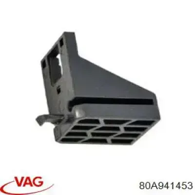 Wspornik (adapter) mocowania reflektora przedniego prawego VAG 80A941453 cena, od 17,71 USD