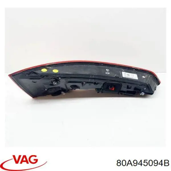 Lampa zespolona tylna prawa VAG 80A945094B cena, od 405,49 USD