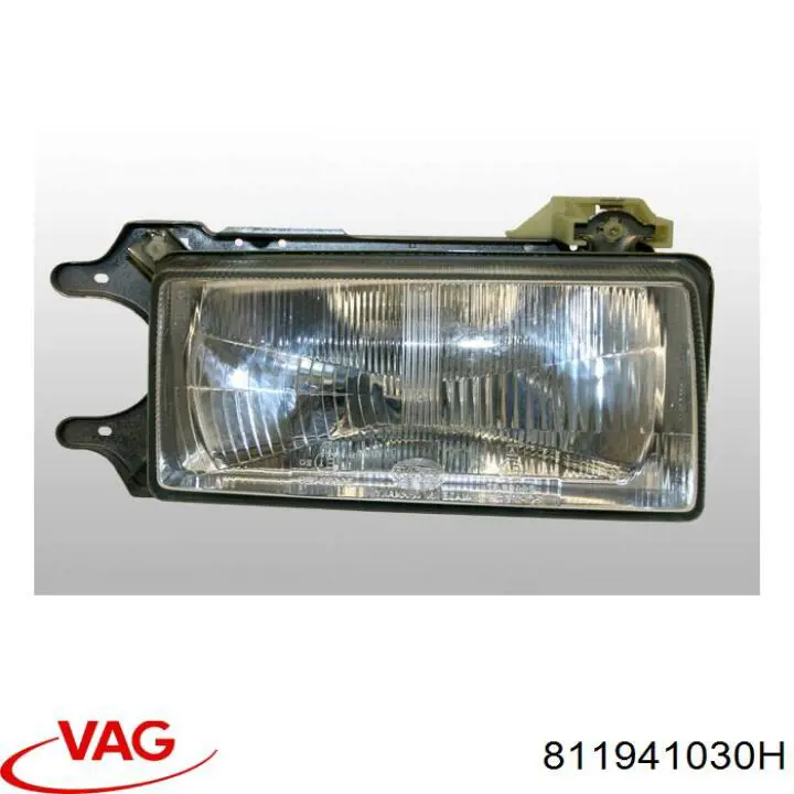 Reflektor prawy Audi 80 B2