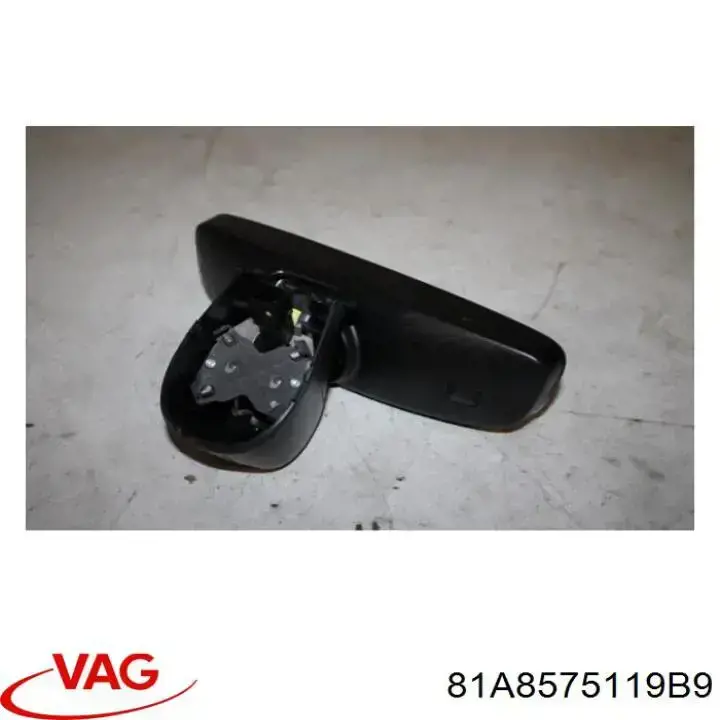 81A8575119B9 VAG Lusterko wewnętrzne