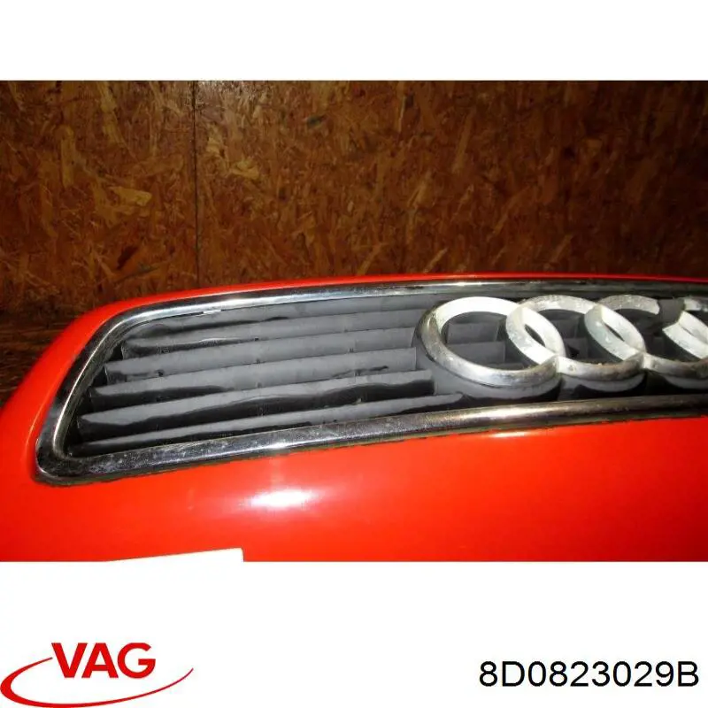 Do koszyka 8D0823029B VAG Maska silnika