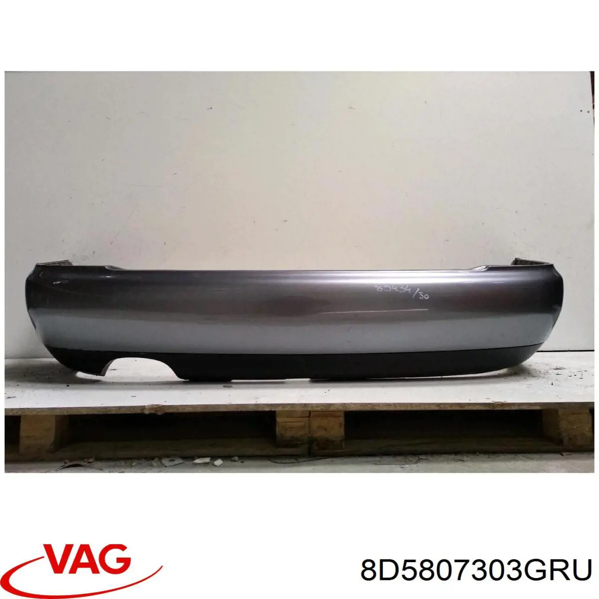 Zderzak tylny VAG 8D5807303GRU cena, od 303,00 USD