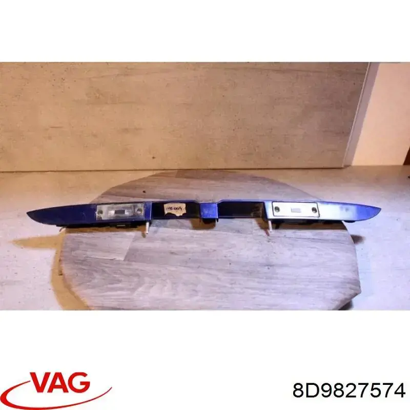  VAG 8D9827574 cena, od 40,86 USD