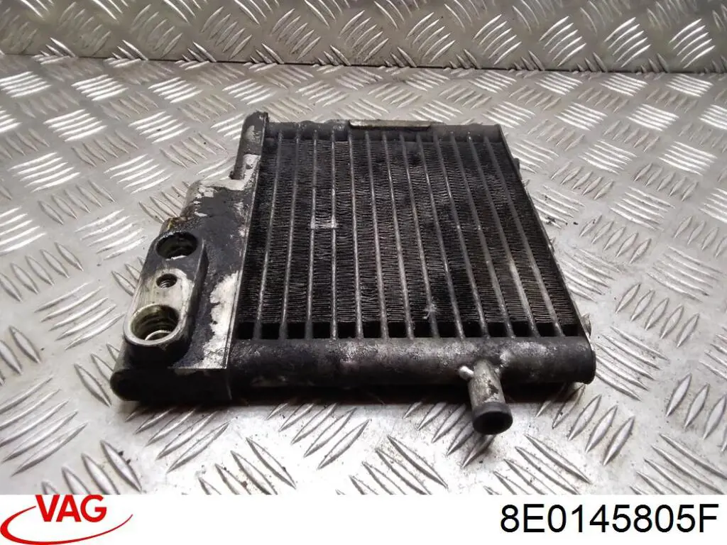 8E0145805F VAG Chłodnica intercoolera