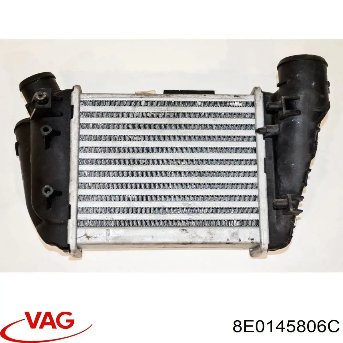 Chłodnica intercoolera 8E0145806C VAG
