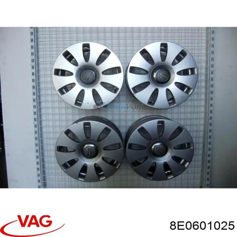 8E0601025 VAG Felgi kół odlewane (lekkostopowe, tytanowe)