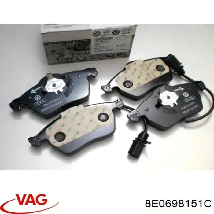 Klocki hamulcowe przednie tarczowe VAG 8E0698151C cena, od 33,33 USD