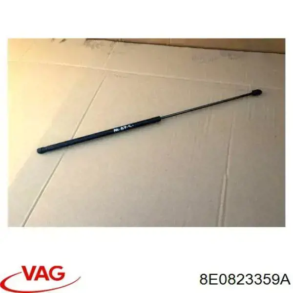 8E0823359A VAG Amortyzator maski