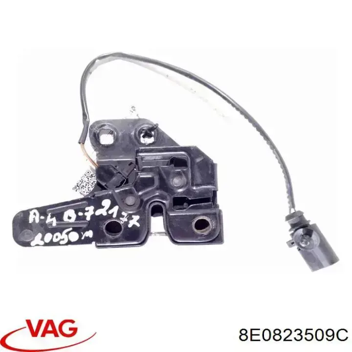 Do koszyka 8E0823509C VAG Zamek maski