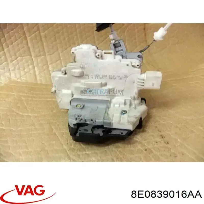 8E0839016AA VAG Zamek drzwi tylnych prawych