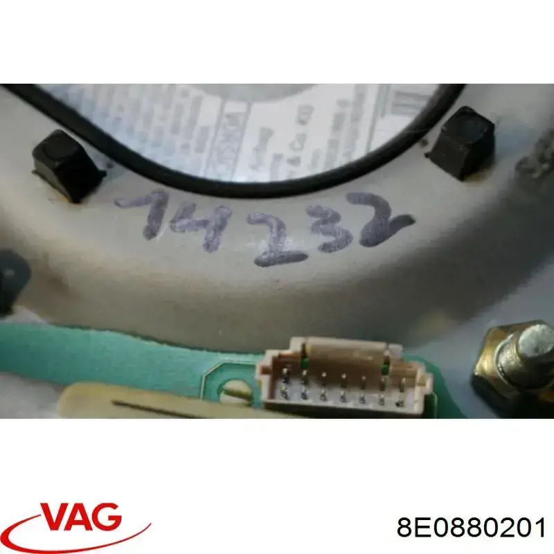 Poduszka powietrzna (Airbag) kierowcy VAG 8E0880201 cena, od 56,18 USD