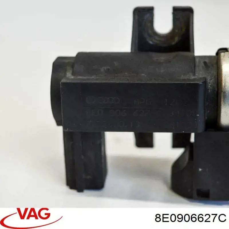 Zawór elektromagnetyczny regulacji klapy EGR VAG 8E0906627C cena, od 48,00 USD