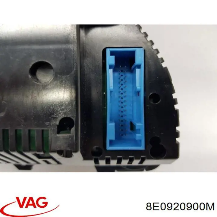 Deska rozdzielcza VAG 8E0920900M cena, od 146,42 USD