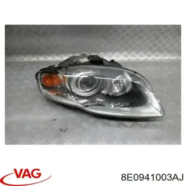 Reflektor lewy VAG 8E0941003AJ cena, od 129,40 USD