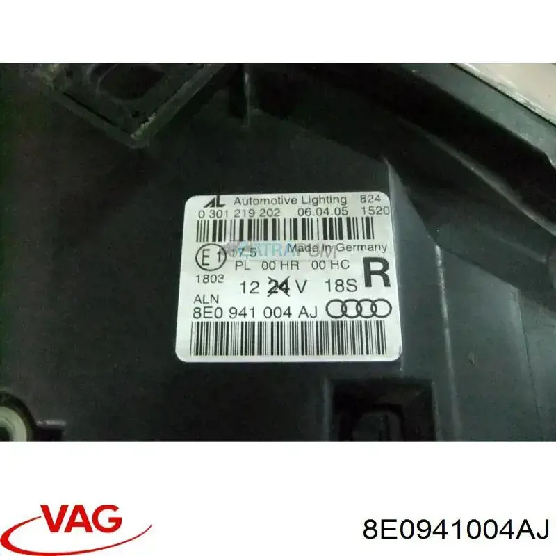 Reflektor prawy 8E0941004AJ VAG