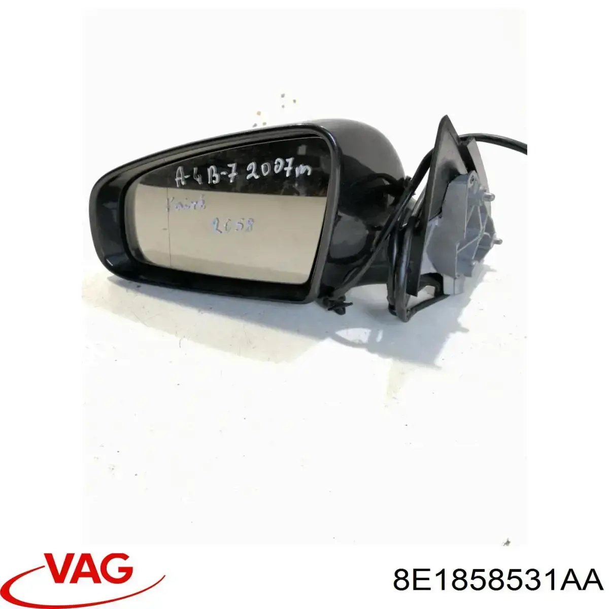 Do koszyka Lusterko wsteczne lewe Audi A4 B6 8E2