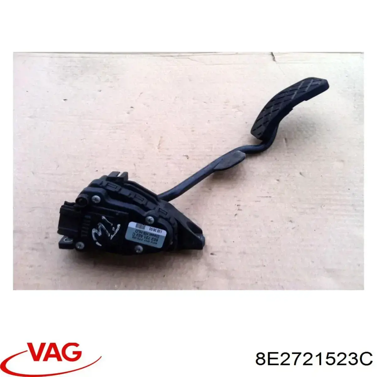 8E2721523C VAG Pedał przyspieszenia (gazu)