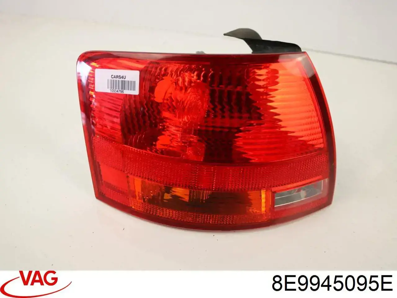 Lampa zespolona tylna lewa zewnętrzna Audi A4 B7 (8ED)