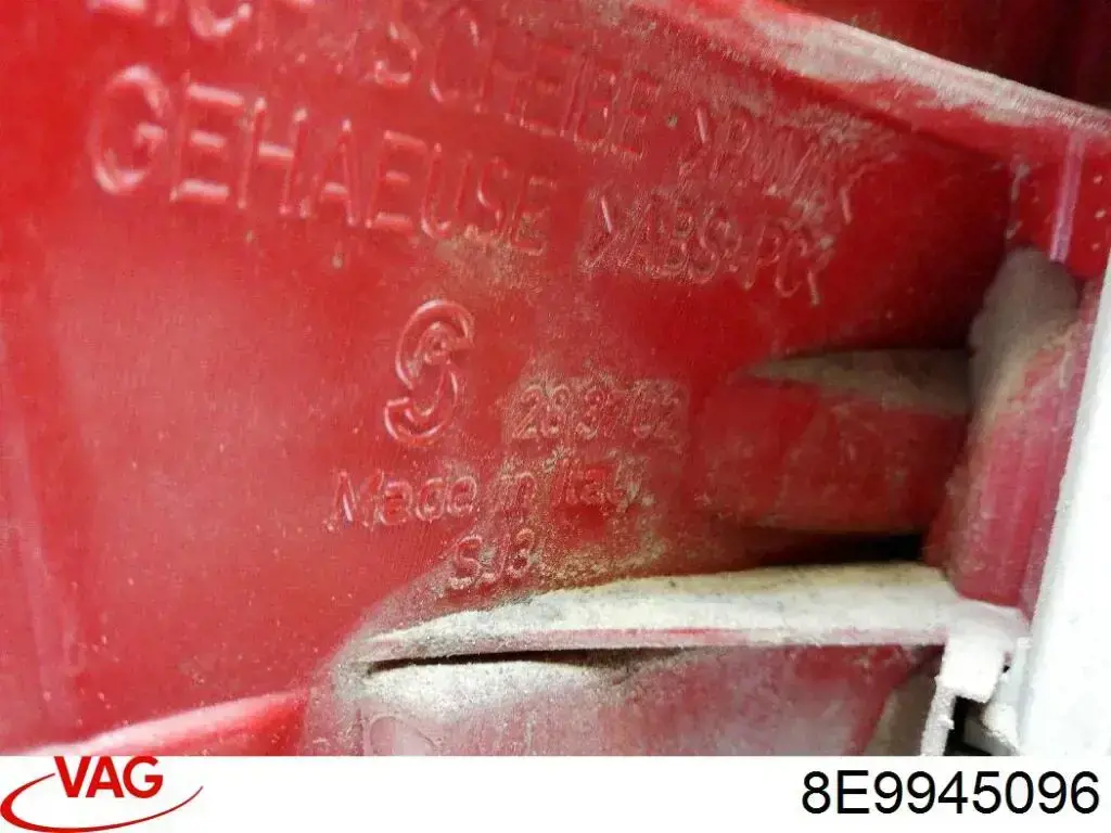 8E9945096 VAG Lampa zespolona tylna prawa