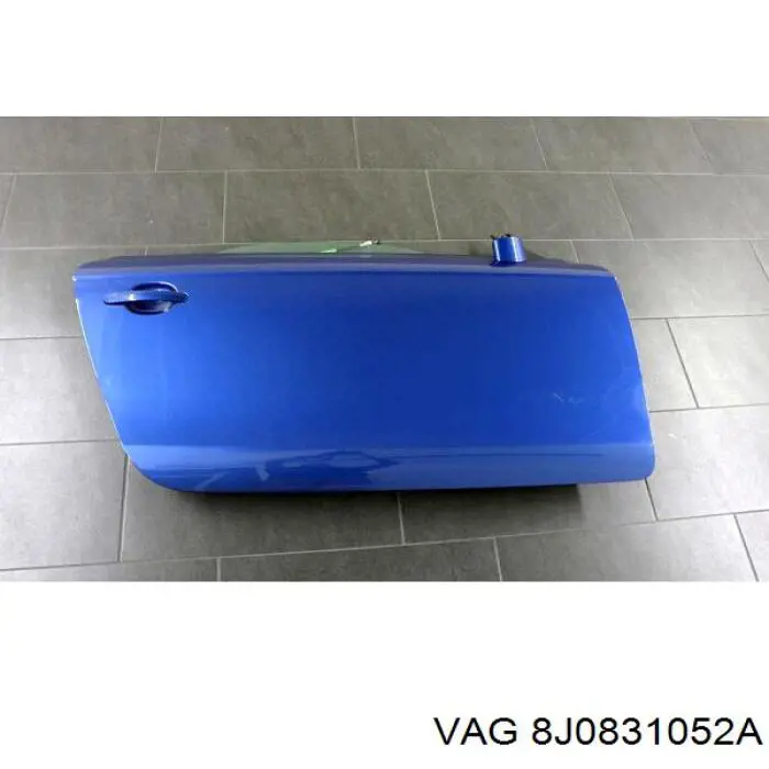 Drzwi przednie prawe VAG 8J0831052A cena, od 361,98 USD