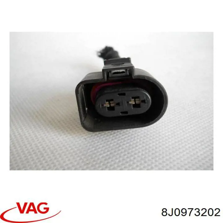 Do koszyka 8J0973202 VAG Złącze uniwersalne