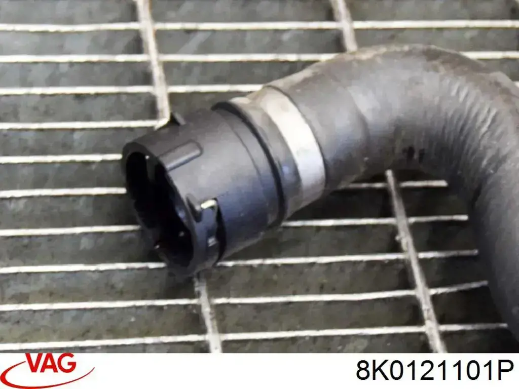 Do koszyka 8K0121101P VAG Przewód (króciec) chłodnicy górny