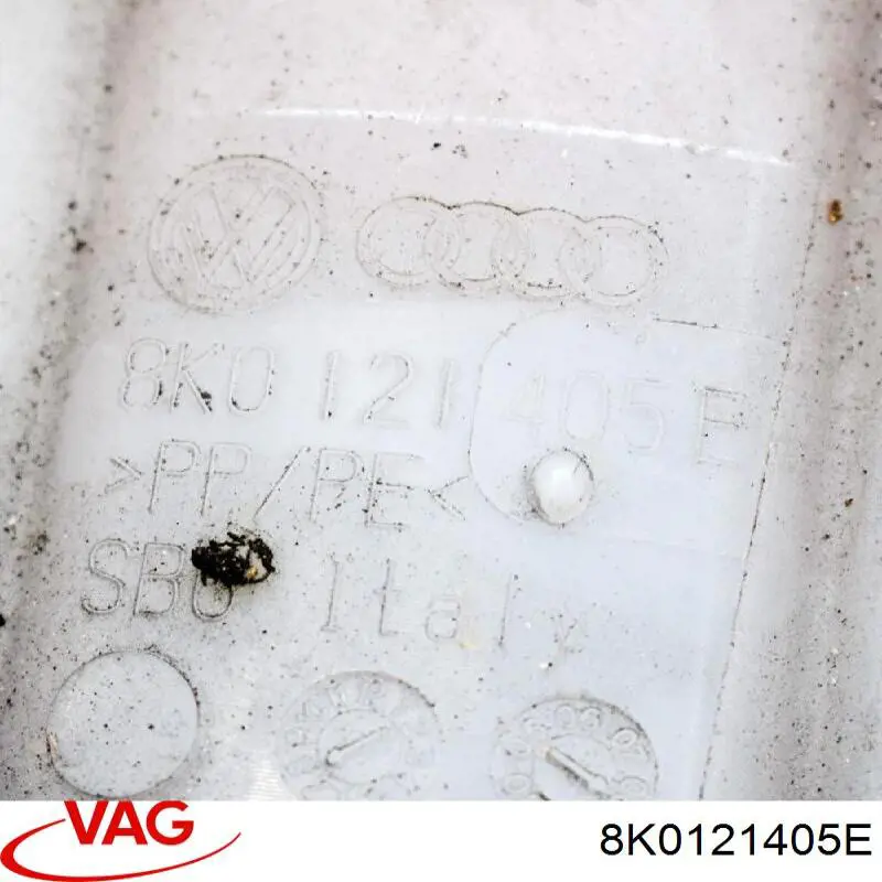 Do koszyka 8K0121405E VAG Zbiorniczek wyrównawczy układu chłodzenia