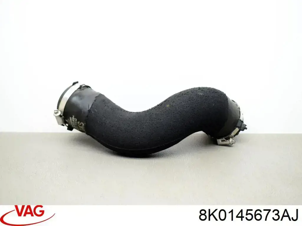 Przewód (króciec) intercoolera Signeda PVG33312A cena, od 57,15 USD