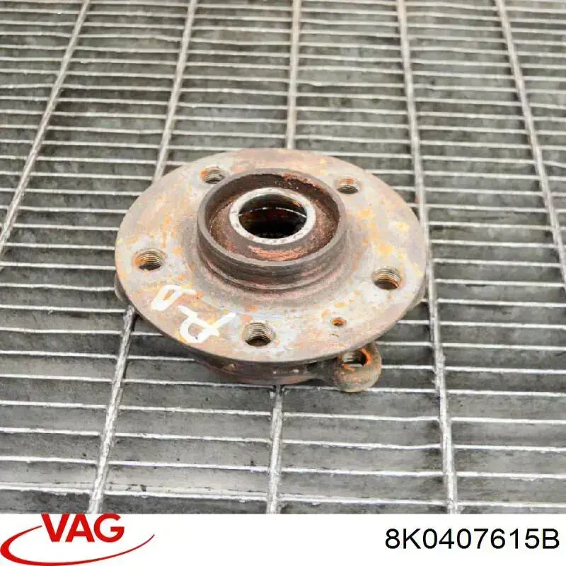 Piasta przednia VAG 8K0407615B cena, od 40,46 USD