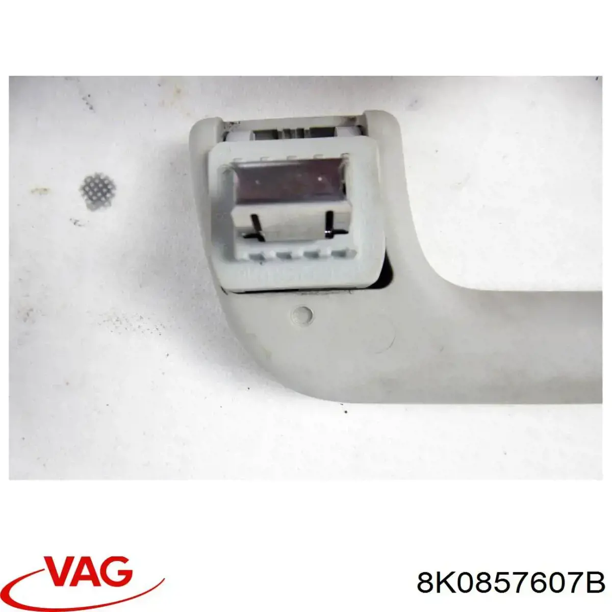 8K0857607B VAG Rączka szyberdachu kabiny