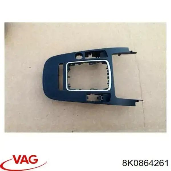 Do koszyka 8K0864261 VAG Nakładka ozdobna centralnej konsoli