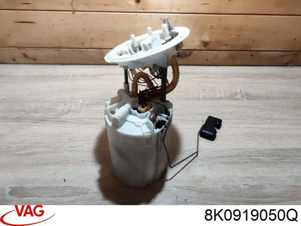Moduł pompy paliwowej z czujnikiem poziomu paliwa VAG 8K0919050Q cena, od 125,99 USD