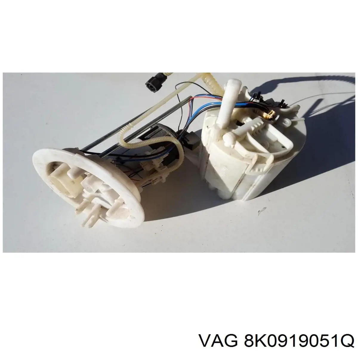 Moduł pompy paliwowej z czujnikiem poziomu paliwa VAG 8K0919051Q cena, od 148,79 USD
