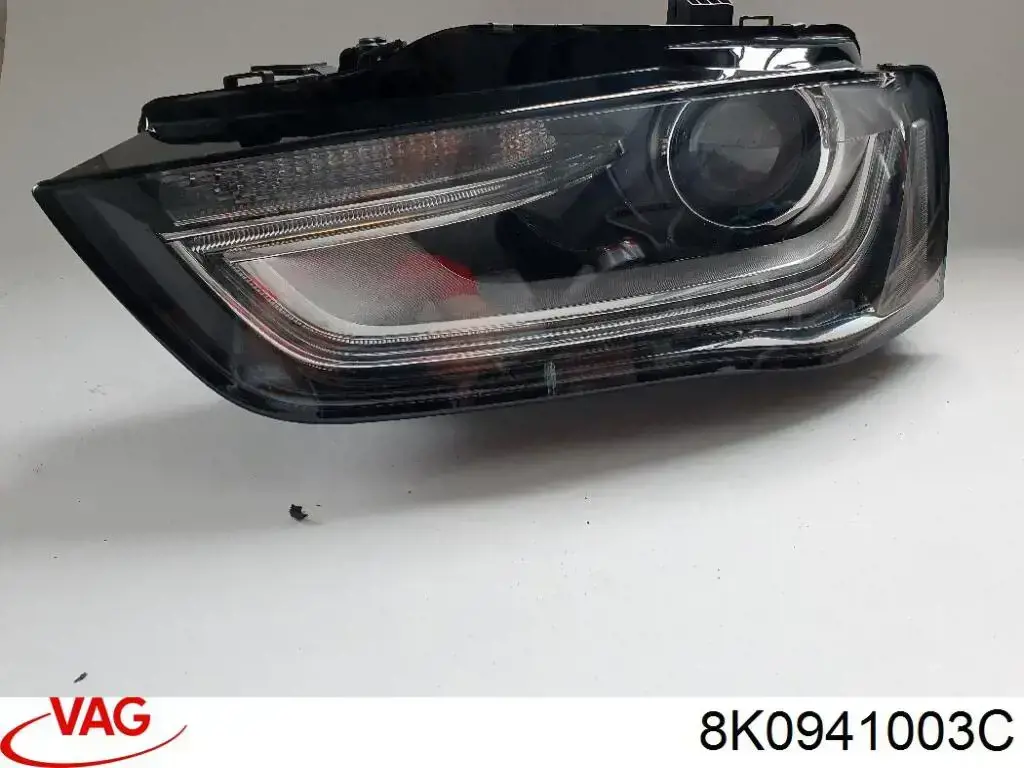 Reflektor lewy VAG 8K0941003C cena, od 450,65 USD