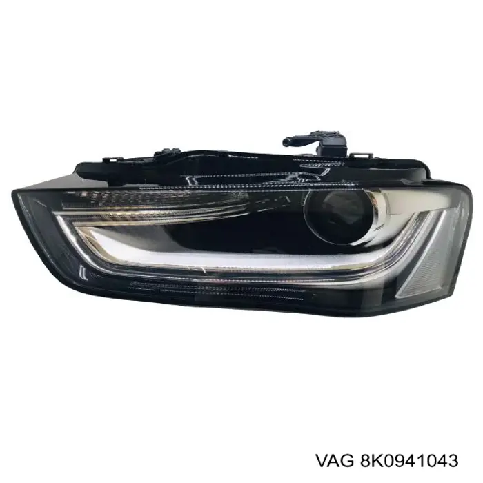 Reflektor lewy VAG 8K0941043 cena, od 443,37 USD