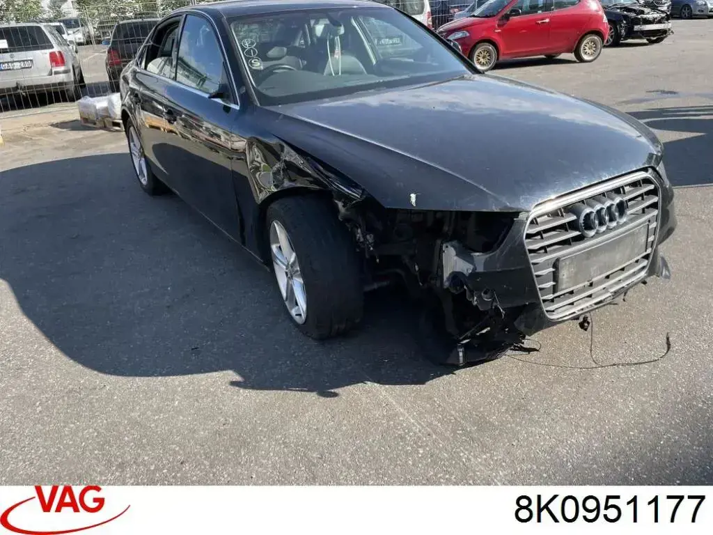 Czujnik ruchu w kabinie Audi Q5 (8RB)