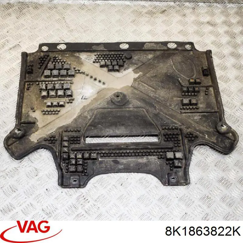 8K1863822K VAG osłona silnika tylna