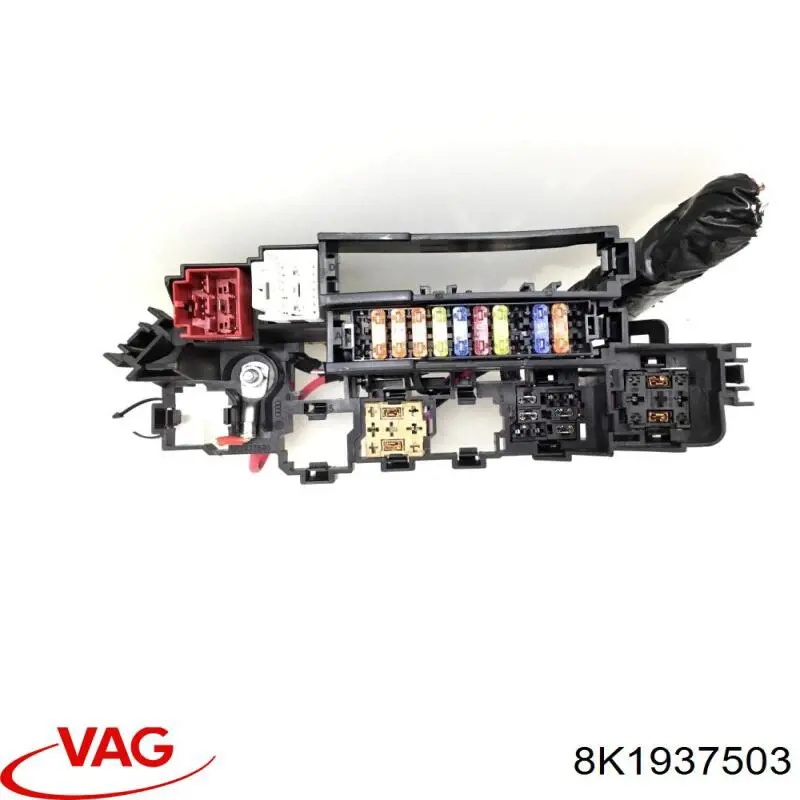  Skrzynka bezpieczników Audi A4 